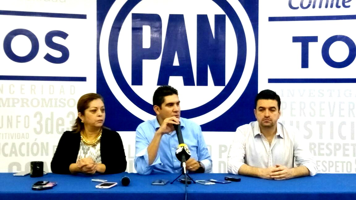 El PAN en Coahuila, exigirá al Congreso del Estado investigaciones al Gobierno.