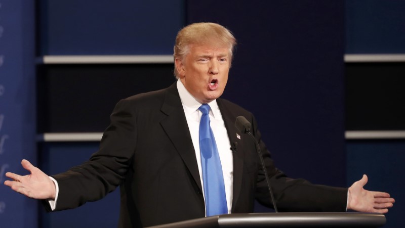 Candidato republicano, Donald Trump, durante el primer debate presidencial