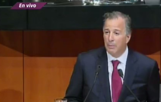 El secretario de Hacienda, José Antonio Meade, durante su comparecencia en el Senado.