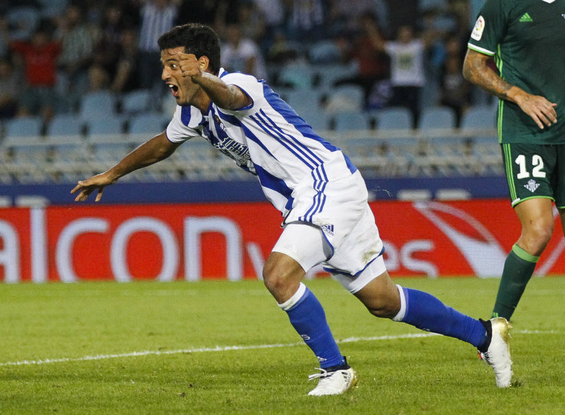 Carlos Vela celebra su anotación 