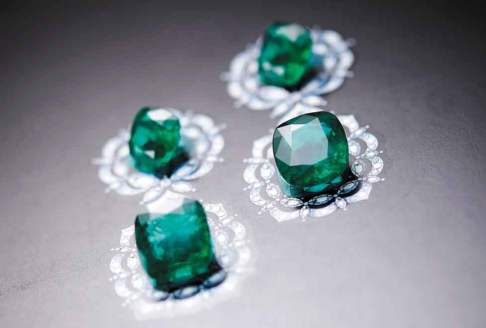 Chopard se asoció con Gemfields, el mayor productor de piedras preciosas de color en el mundo, que  validará su producción de esmeraldas para obtener 