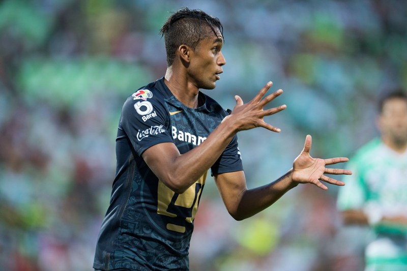 Fidel Martínez, delantero de Pumas 