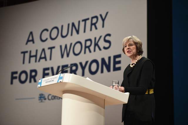 La primer ministra de Reino Unido, Theresa May.