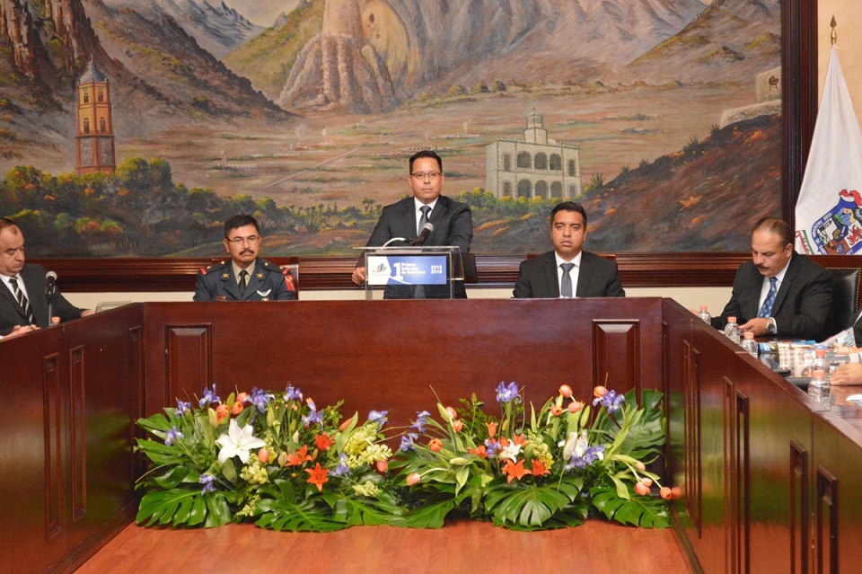 Castillo Olivares presumió que fue el primer alcalde en Nuevo León en sumarse a la iniciativa 3 de 3.