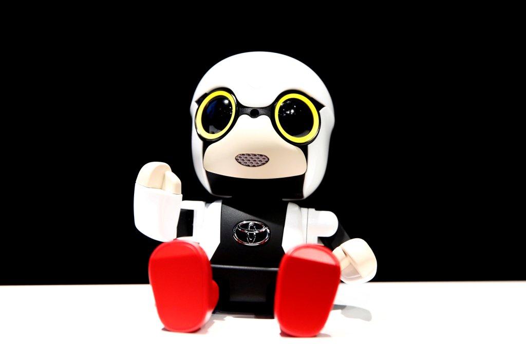 El robot mide 10 centímetros y tendrá un costo de 400 dólares.
