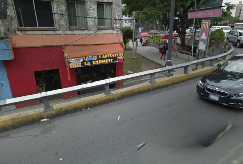 Las banquetas en avenida Insurgentes, de la glorieta con ese nombre hasta Paseo de la Reforma, serán remodeladas para mejorar las zonas peatonales.