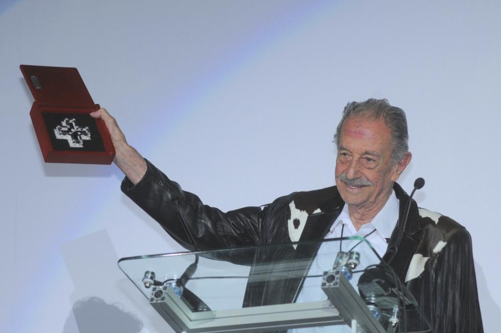 El actor y productor mexicano murió a los 94 años.