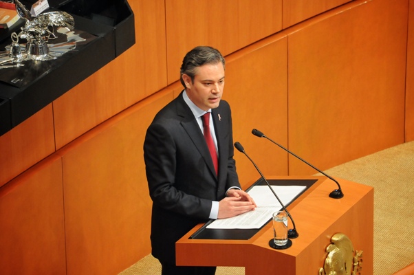 El secretario de Educación, Aurelio Nuño, durante su comparecencia en el Senado.