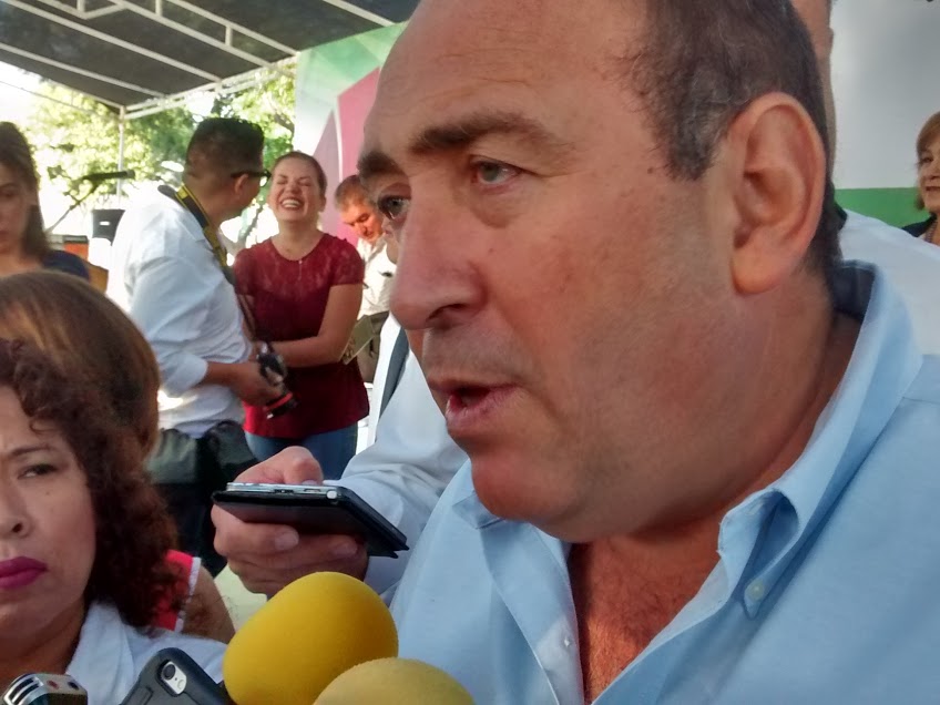 Las empresas "fantasma" etán debidamente registradas en Hacienda, informó el Gobernador de Coahuila, Rubén Moreira.