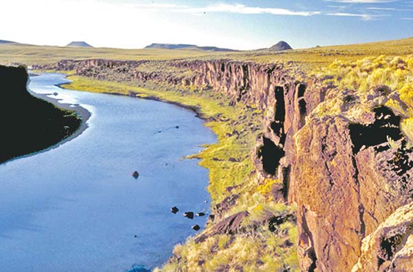 El Río Grande, una barrera natural que define nuestra frontera norte.