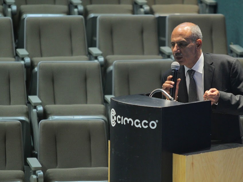 El Embajador de Palestina en México, Mohamed Saadat, ofreció la conferencia "La situación actual de Palestina". 