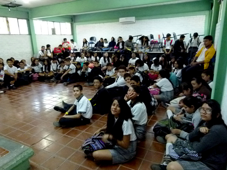 La Escuela secundaria Técnica 54, celebró su cumpleaños número 31.
