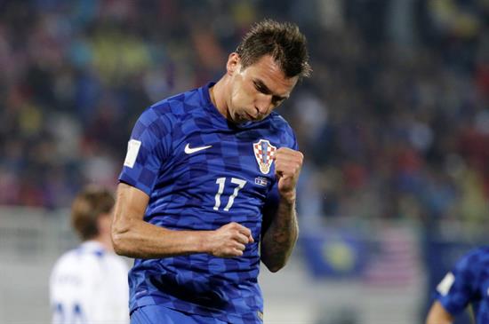 Mario Mandzukic festeja el gol de la victoria