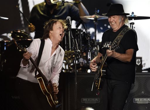 Paul McCartney y Neil Young presentes en el festival Desert Trip.
