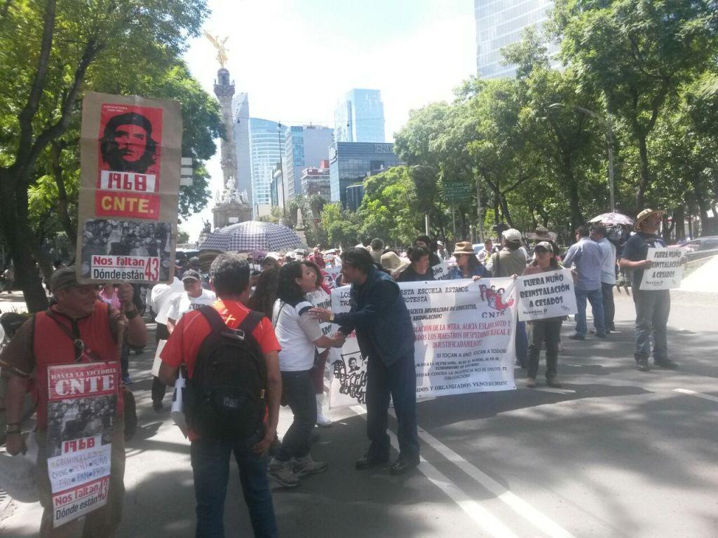 Maestros protestan frente a la SEP- Grupo Milenio