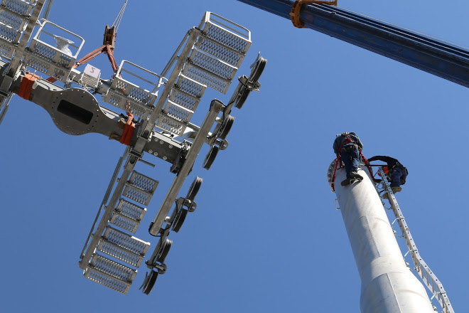 En Torreón, comenzó la instalación de columnas para el Teleférico.