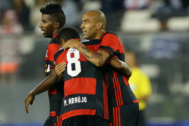 Los jugadores del Flamengo festejando un Gol.
