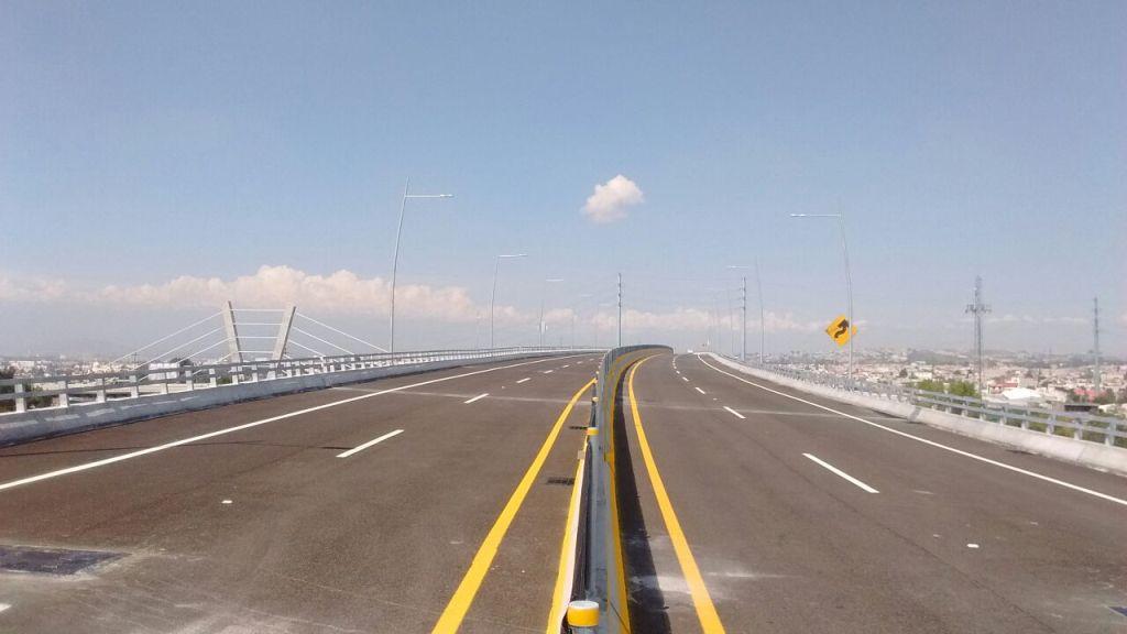 La vía cuenta con una longitud total de 15.30 kilómetros y cuatro carriles sobre la autopista federal México- Puebla – Veracruz.