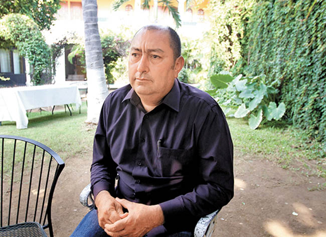 El presidente municipal Lorenzo Barajas durante la charla con MILENIO. 