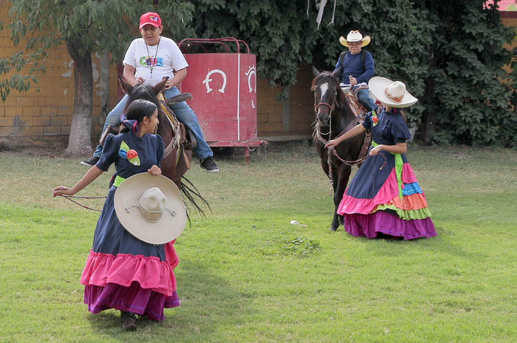 Al final los pequeños del CRIT pudieron montar a caballo.
