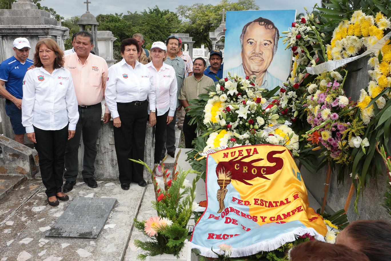 Homenaje en memoria a Raúl Pego.