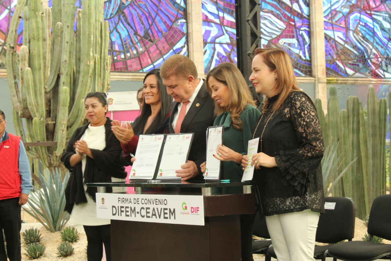 El DIFEM signó un convenio con la Comisión Ejecutiva de Atención a Víctimas del Delito.