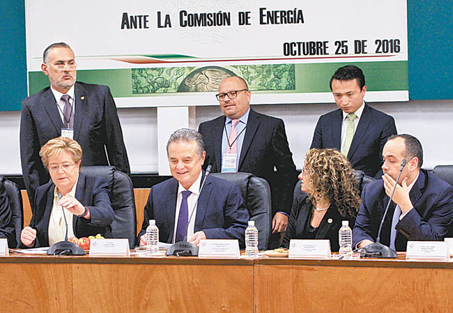 Pedro Joaquin Coldwell compareció ante la Comisión de Energía de la Cámara de Diputados. 