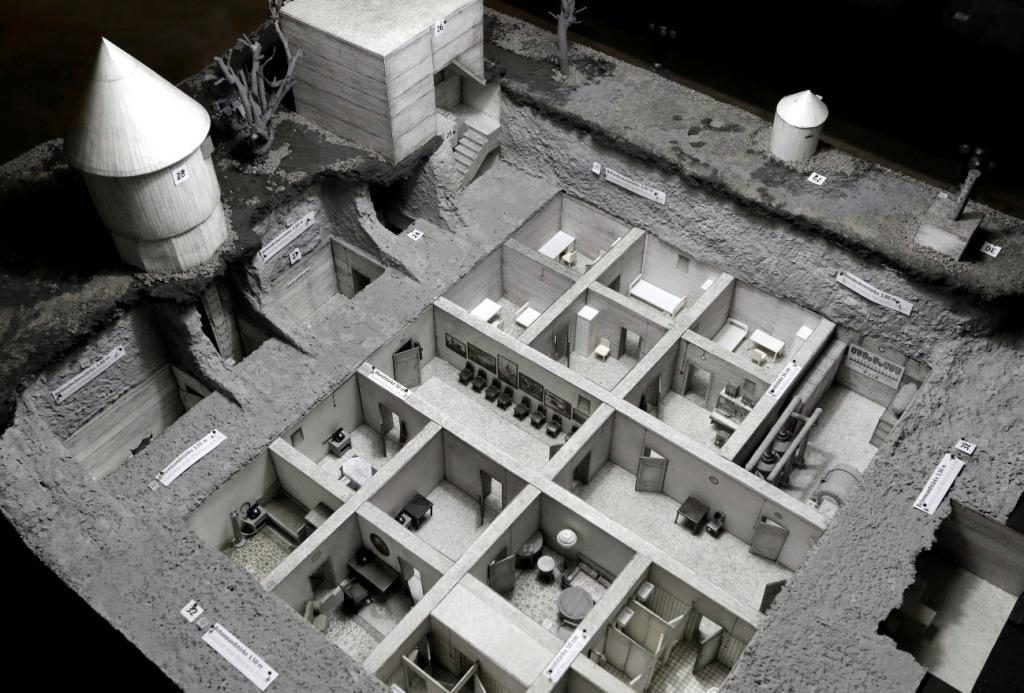 La replica es del búnker donde Adolfo Hitler pasó la etapa final de la Segunda Guerra Mundial.