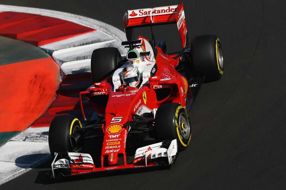 Sebastian Vettel en el Autódromo Hermanos Rodríguez