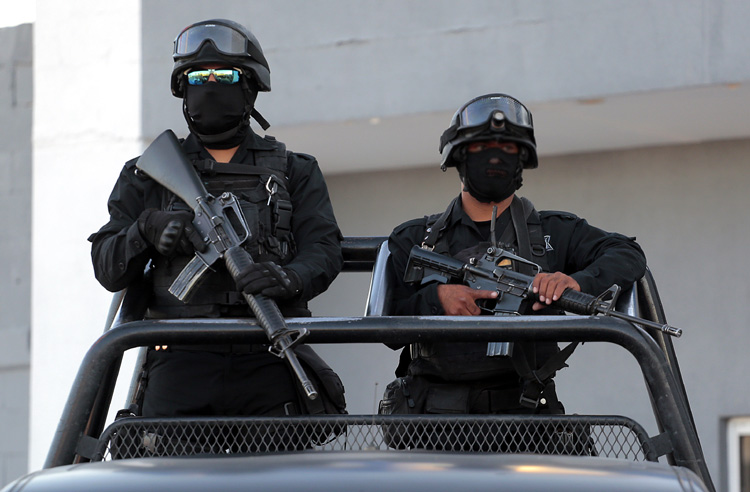 DSPM Torreón monta operativo especial para noche de Halloween y día de muertos.