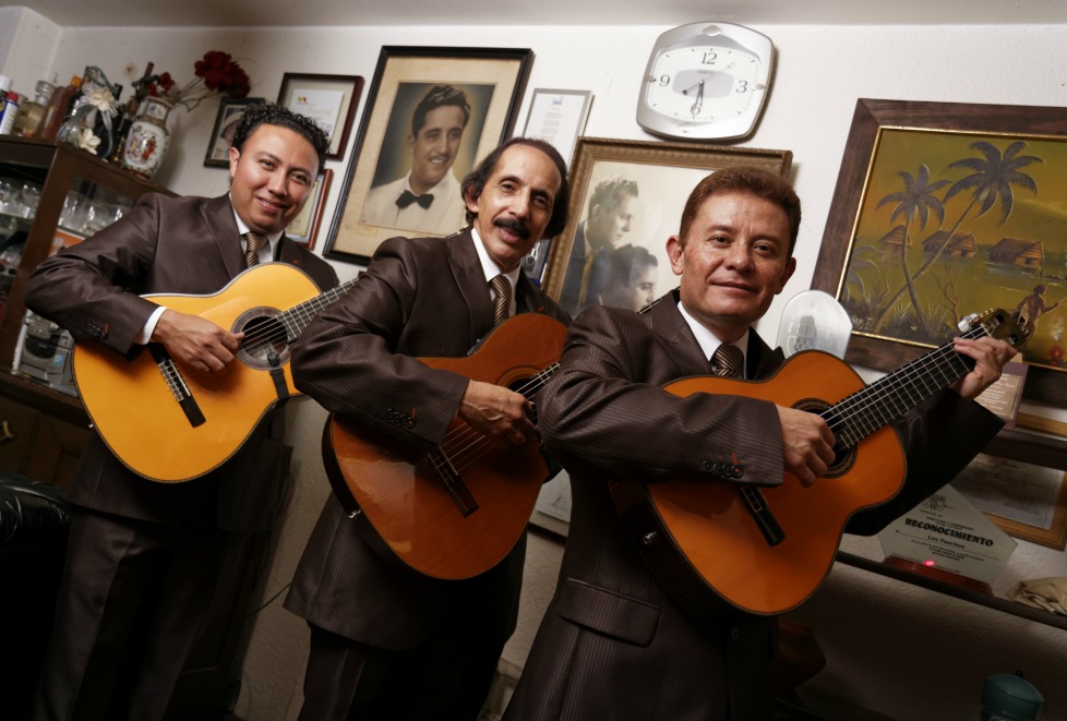 Los Panchos junto a otras dos agrupaciones ofrecerán un concierto especial denominado Un Bolero, la Noche y Tú.
