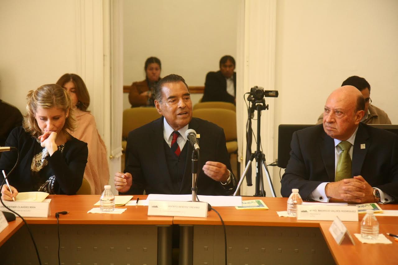 Conferencia en El Colegio Mexiquense. 