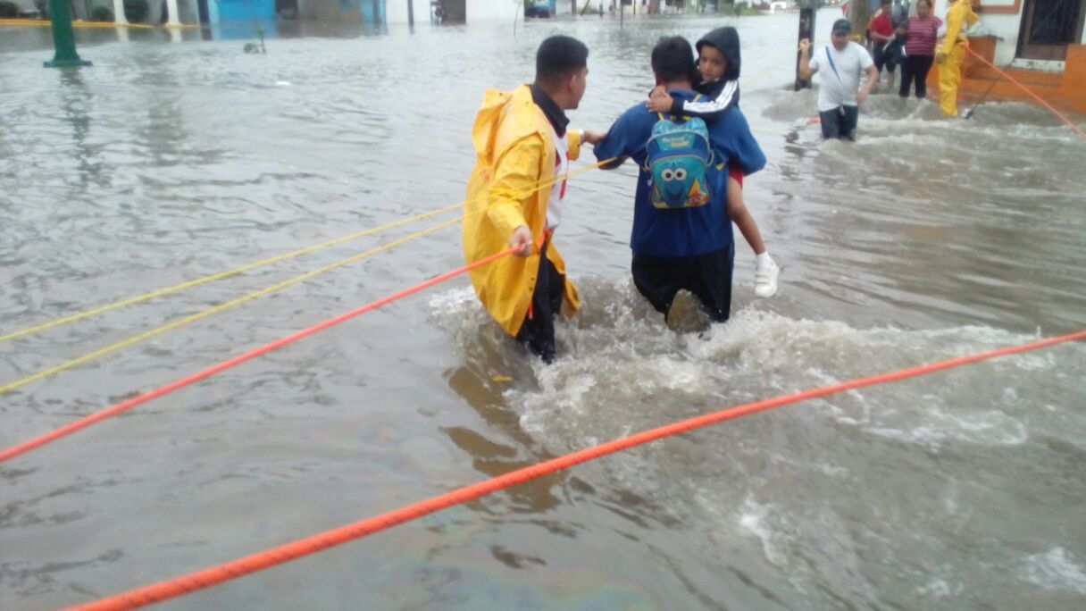 Centro de acopio en apoyo a damnificados: Canacintra- Grupo Milenio