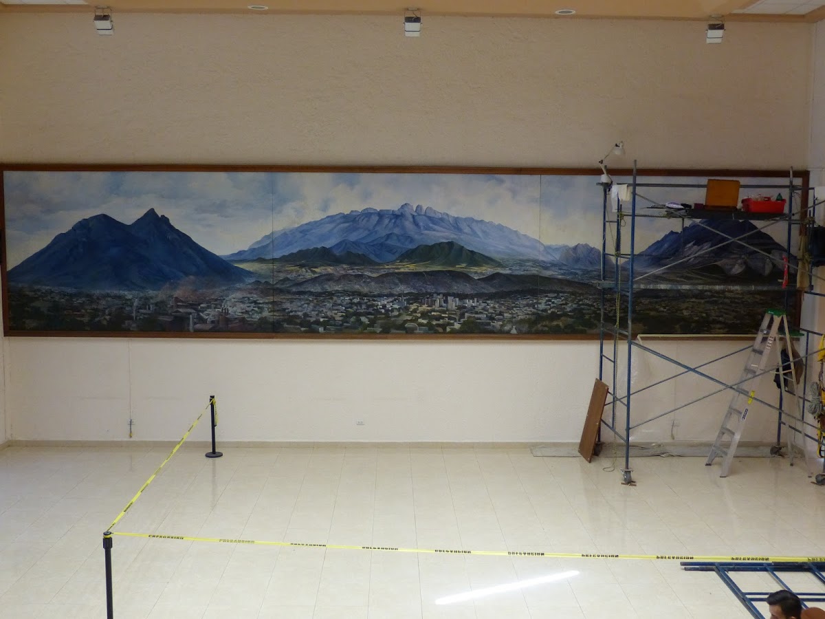 El mural Monterrey de las montañas está recibiendo trabajos de limpieza y conservación, de cara al aniversario 36 del espacio.