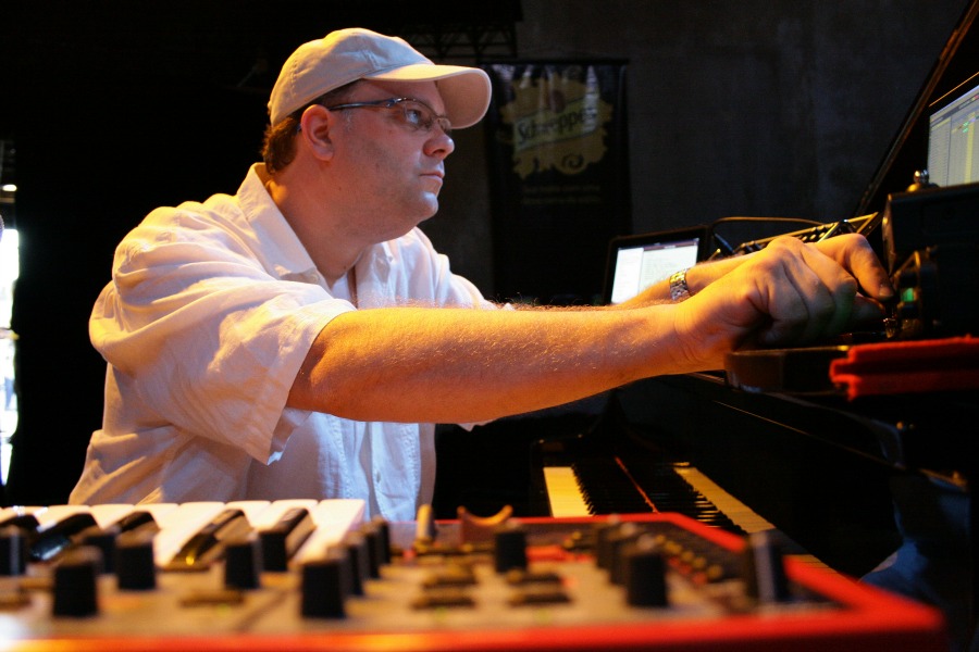 El tecladista Scott Kinsey participará en el Festival ArsFutura con su proyecto solista el sábado 12 de noviembre