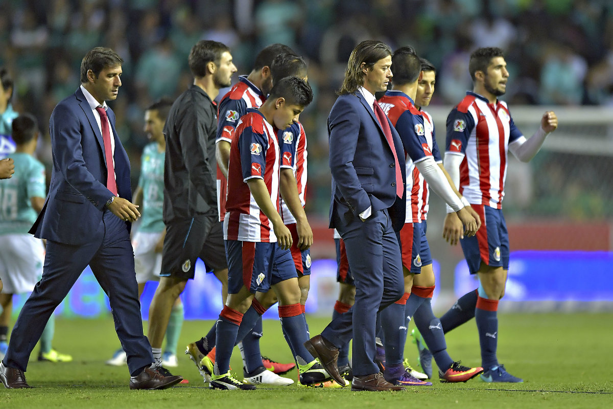 Matías Almeyda, triste por el empate ante León