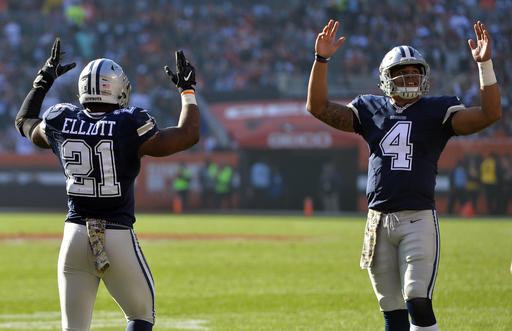 Dak Prescott y Ezekiel Elliot