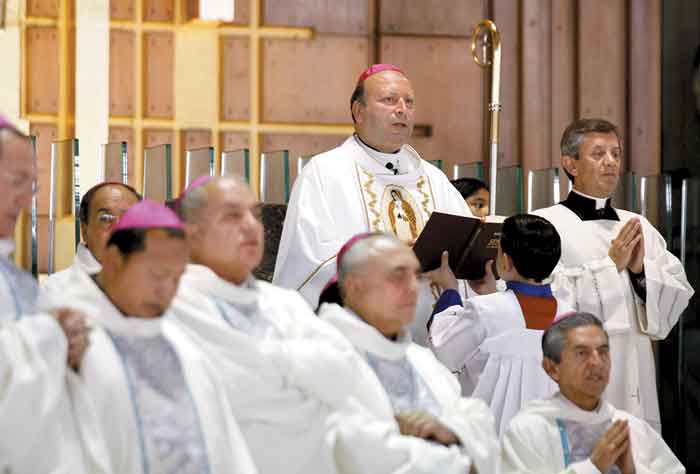 Franco Coppola, nuncio apostólico, recuerda que esos sacerdotes deben ser separados de su ministerio.