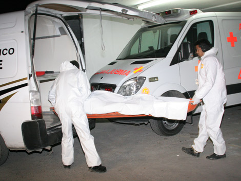 Los restos del menor fueron enviados al anfiteatro para la autopsia de ley. 