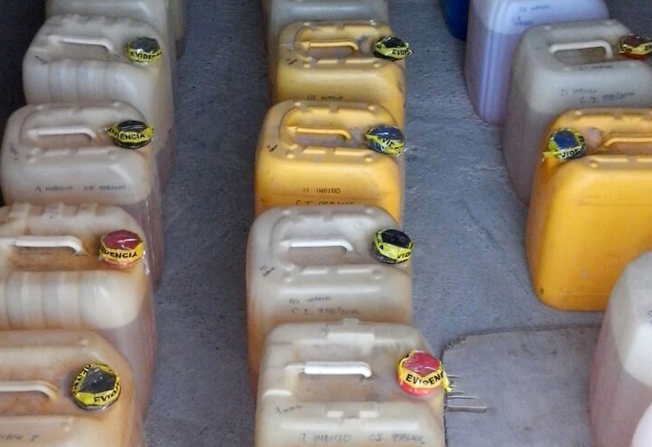 Aseguran 380 litros de gasolina en ejido El Paredón de Ramos Arizpe, Coahuila.