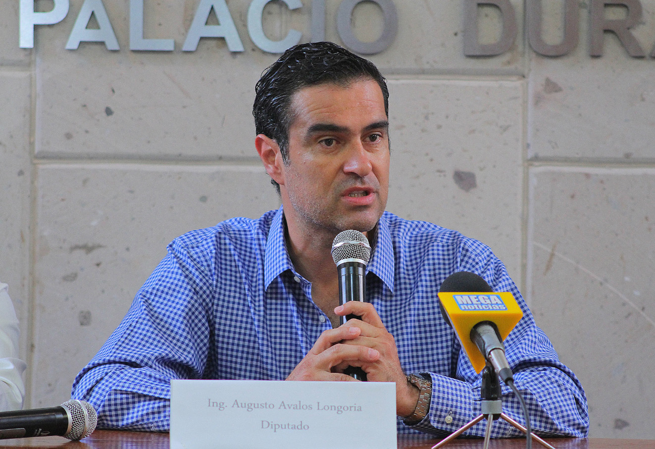Ávalos Longoria, fue claro al mencionar que no se deben de implementar este tipo de actos y se debe de respetar la soberanía de los procesos democráti