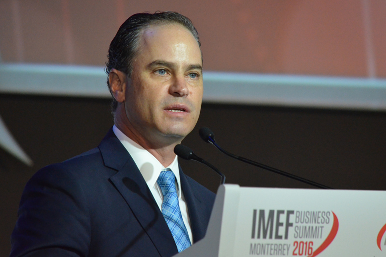 Esta mañana se le entrevistó en el Business Summit 2016. 