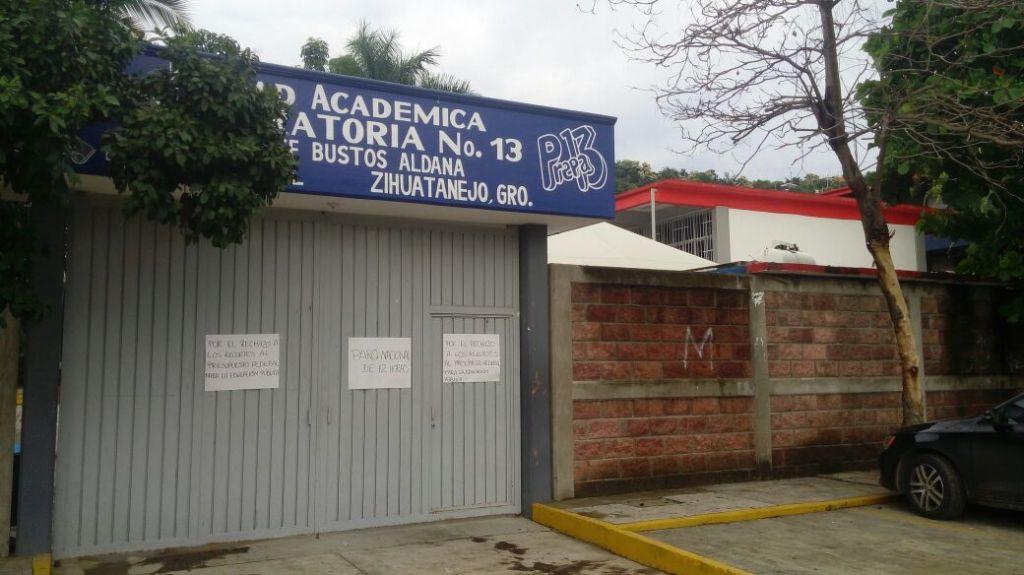 Paro de labores en escuelas adheridas a la Universidad Autónoma de Guerrero.