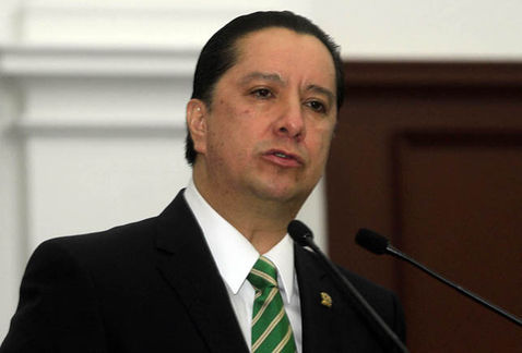 El rector Jorge Olvera lamentó esta decisión porque cierra las posibilidades de progreso en esa región.