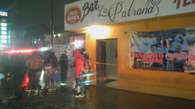El bar se encuentra ubicado en el cruce de Eloy Cavazos y Lázaro Cárdenas, en el municipio de Guadalupe.
