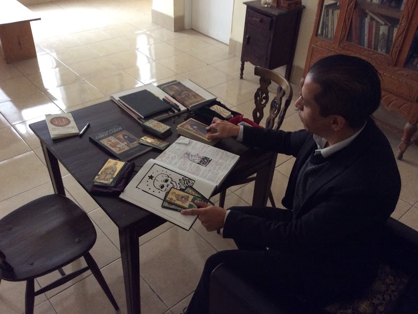 Miguel Canseco presentará su nuevo libro "Tarot: del dilema a la metáfora".