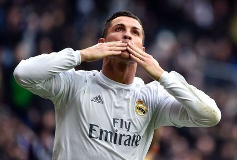 Cristiano Ronaldo festejando un gol con el Real Madrid 
