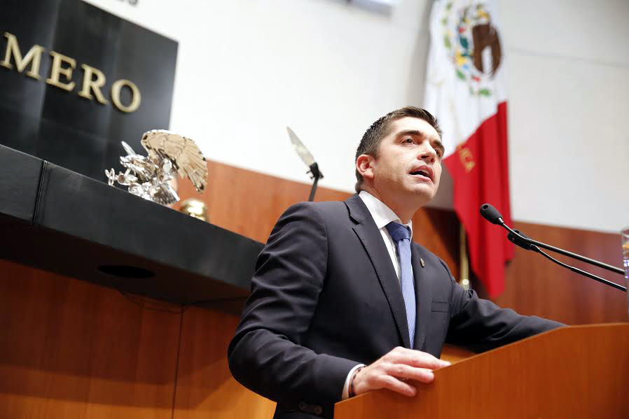 Luis Fernando Salazar pidió licencia este día para contender por la candidatura del PAN al gobierno de Coahuila. 