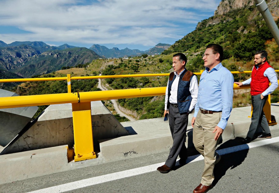 La súper carretera Durango-Mazatlán quedará lista en junio de 2017.