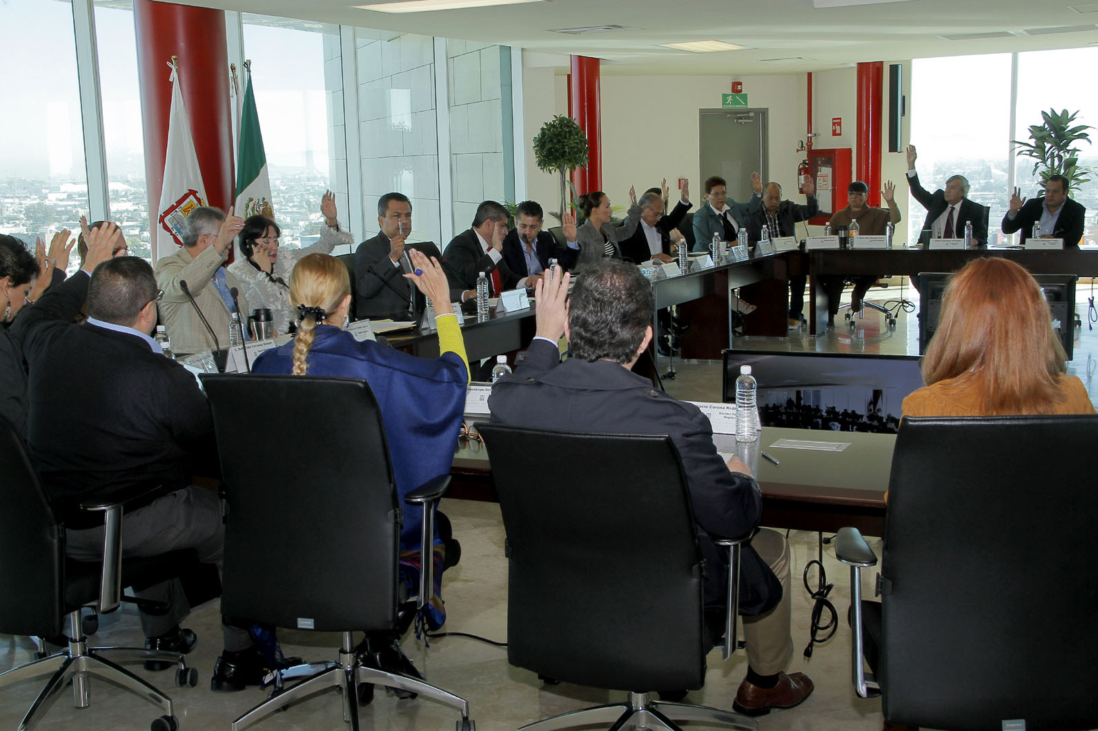Cabildo de Torrreón aprueba cuatro nuevos reglamentos y la adquisición de tres lotes para construir centro comunitario.